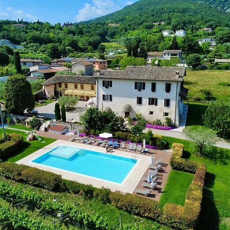 Agriturismo Corte Dei Fiori Caprino Veronese Exterior photo